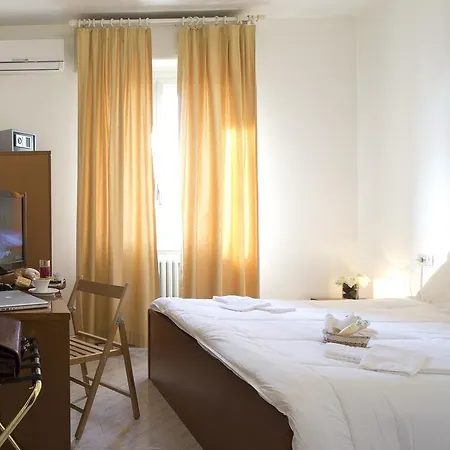Hotel Capri 3*