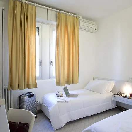 Hotel Capri